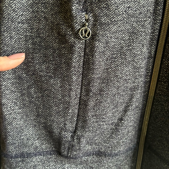 Lululemon Daily Yoga Herringbone Jacket EUC - Picture 7 of 16